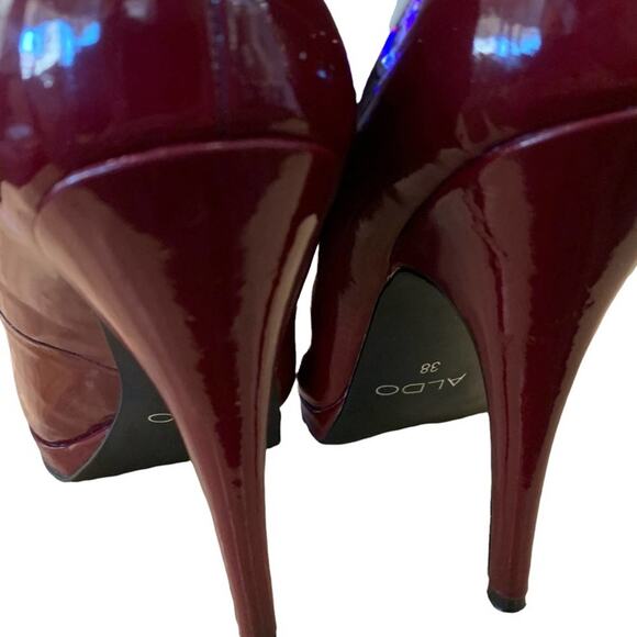 Aldo shoes stiletto 4.5” heels 1/2” platform peep almond toe size 38. Burgundy - Picture 7 of 12